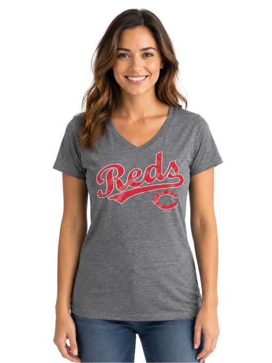 5th & Ocean Tops - Cincinnati Reds Tee Shirt
